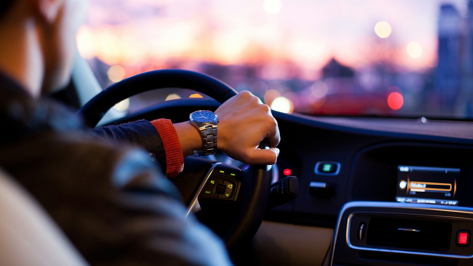 10 hábitos que están destruyendo tu coche sin que te des cuenta